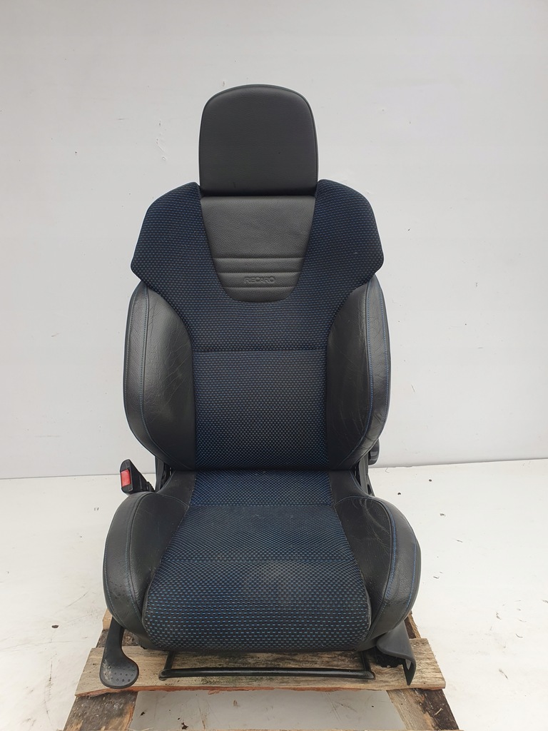 Opel Meriva A OPC ΚΑΘΙΣΜΑΤΑ ΣΕΤ ΚΑΘΙΣΜΑΤΩΝ Recaro Product image