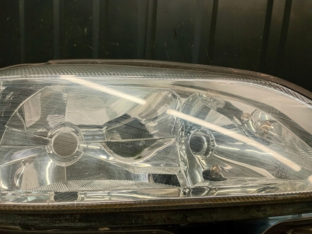 Δεξιά προβολέας Opel Astra II Hella Product image
