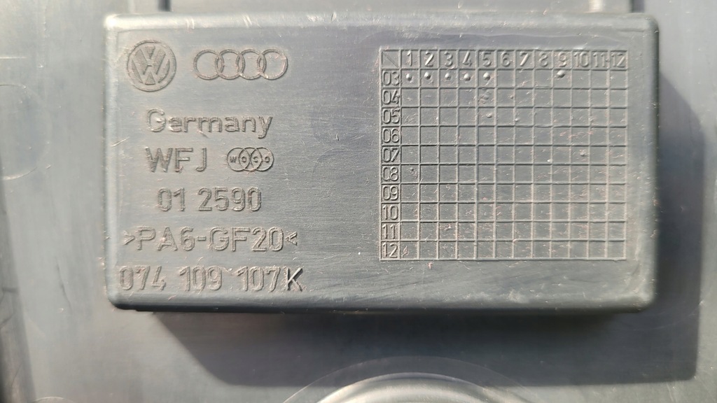 AUDI A6 C4 VW T4 2.5 TDI ΚΑΛΥΜΜΑ ΧΡΟΝΙΣΜΟΣ 074109107K Product image