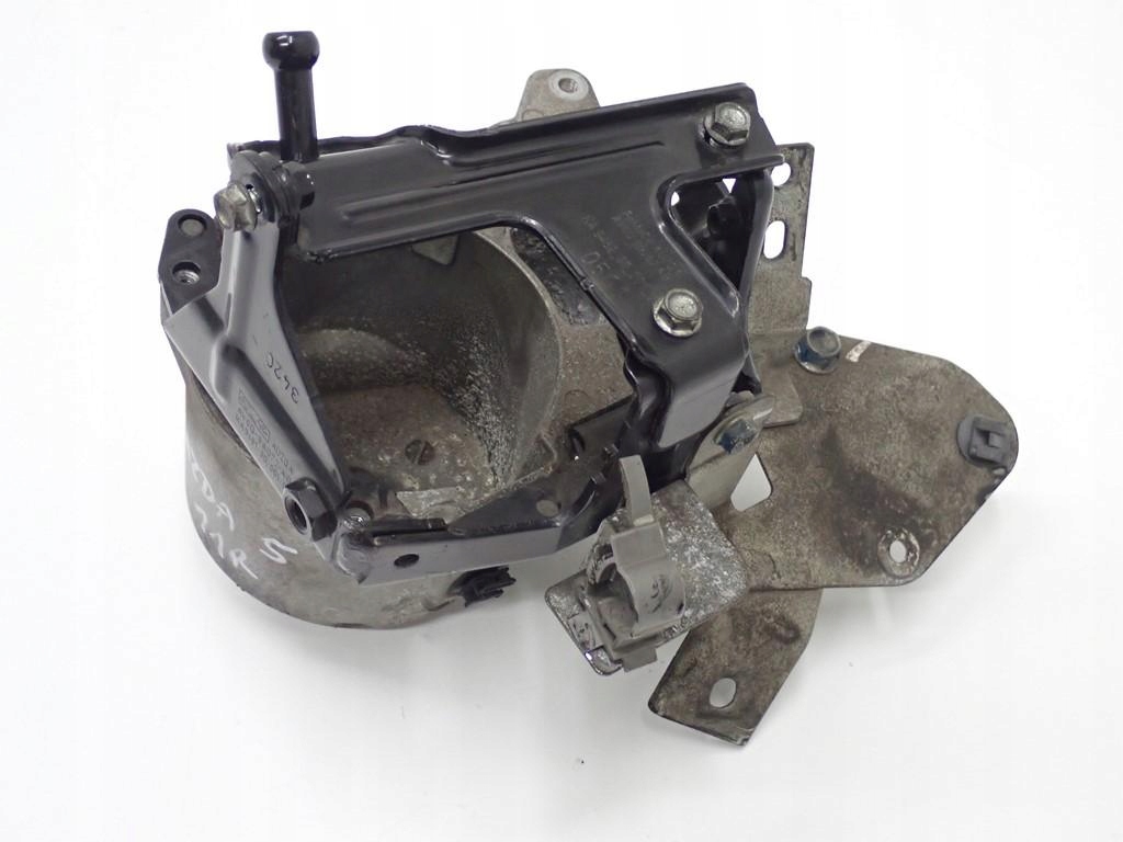 ΒΑΣΗ ΦΙΛΤΡΟΥ ΚΑΥΣΙΜΟΥ ΚΑΤΑΣΚΕΥΗΣ AV6Q-9180-AF MAZDA5 5 II CW 1,6 MZ-CD Y6 11R Product image