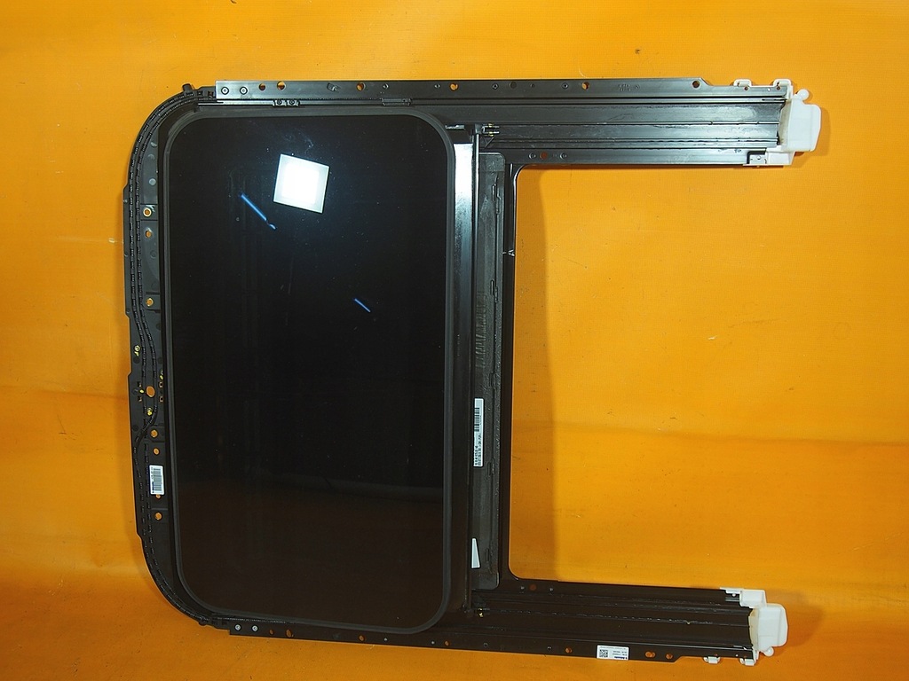 Audi A5 8T LIFT 24KM Sunroof Ρολό 8t8877041e Product image