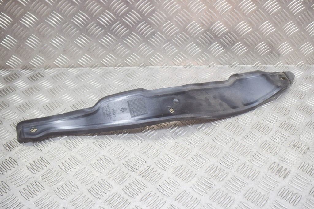 MASERATI QUATTROPORTE M156 Μπροστινό αριστερό πλαστικό φτερό 670001705 2014 Product image