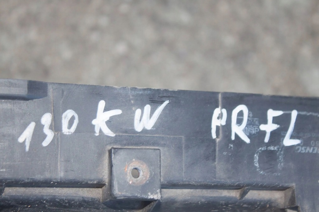 Toyota Avensis T250 2003 Περιβαλλόμενα ανεμιστήρα Product image