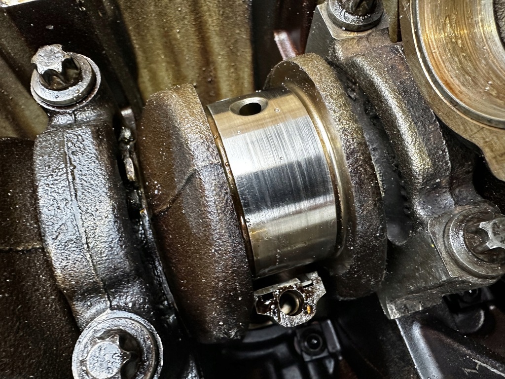 ΜΠΛΟΚ ΚΙΝΗΤΗΡΑ ΚΑΤΩ ΕΜΒΟΛΑ ΑΞΟΝΑ MERCEDES 1.8 CGI 271 820 Product image