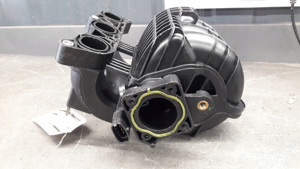 mn143824 πολλαπλή εισαγωγής mitsubishi colt VI 1.1 B 12V Product image