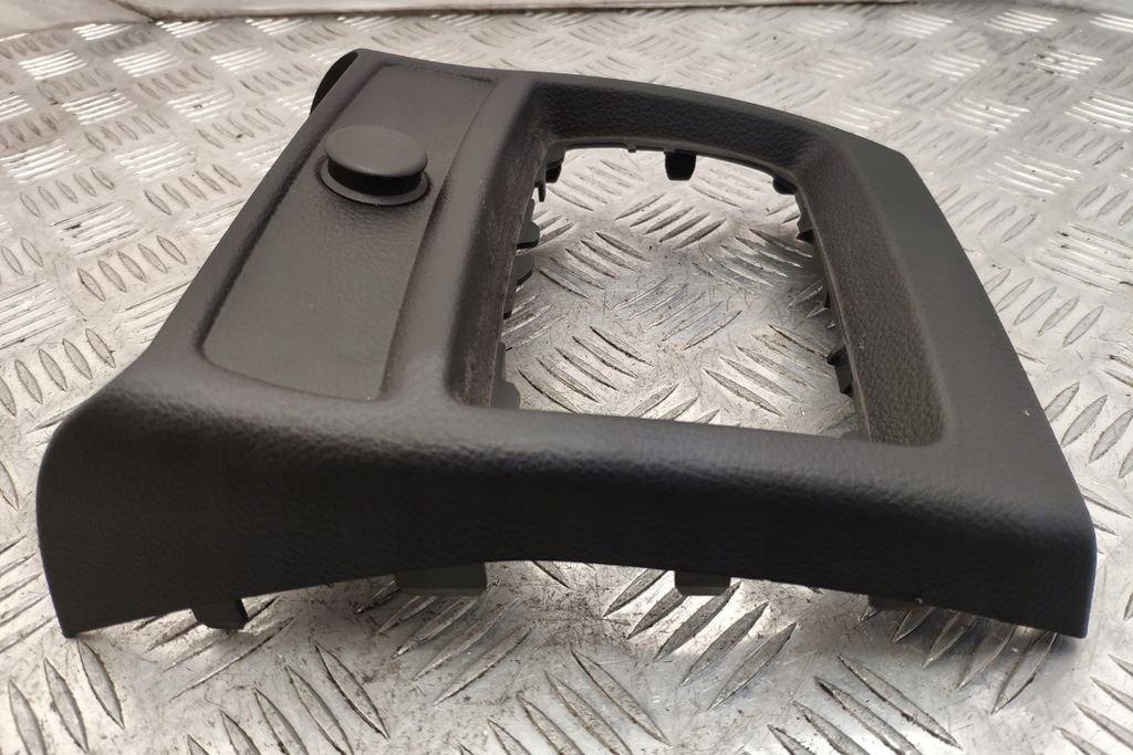 Άλλα εσωτερικά μέρη BMW 4 Cabrio (F33, F83) 63433991 3.0L βενζίνη 317kW Product image