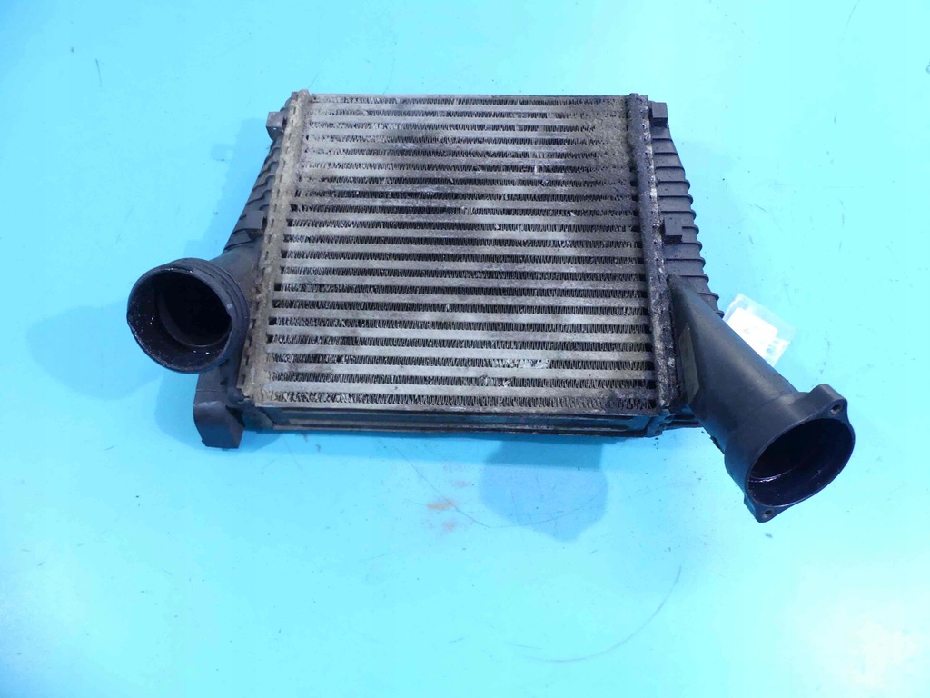 ΔΕΞΙΟ INTERCOOLER VW TOUAREG I 7L 3.0 TDI Product image