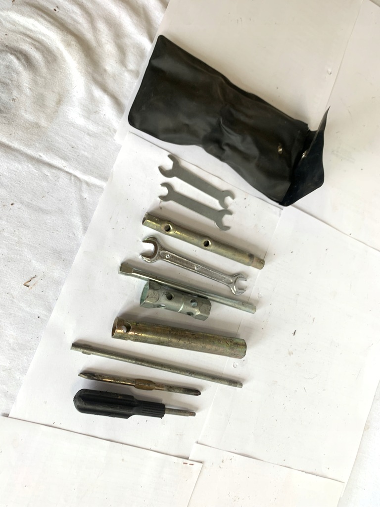 εργαλεία μεταλλικά κλειδιά Product image