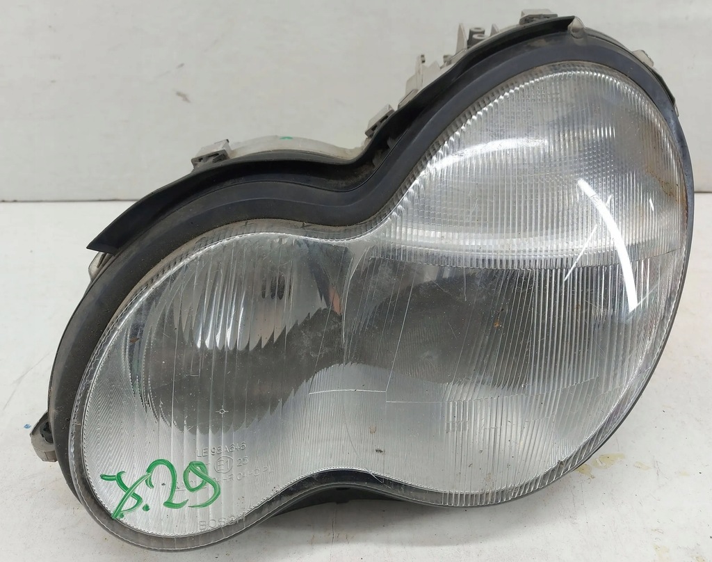 Mercedes-Benz C class 203 W203 αριστερό εμπρός φωτιστικό εμπρός ανακλαστήρας Product image