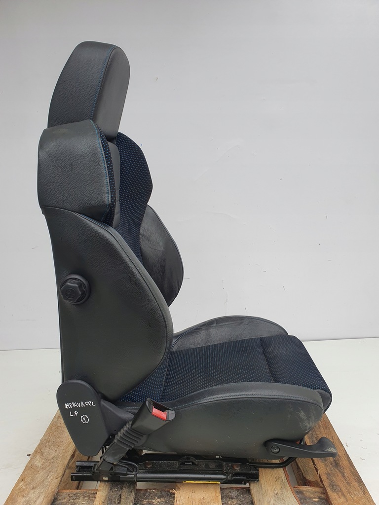 Opel Meriva A OPC ΚΑΘΙΣΜΑΤΑ ΣΕΤ ΚΑΘΙΣΜΑΤΩΝ Recaro Product image