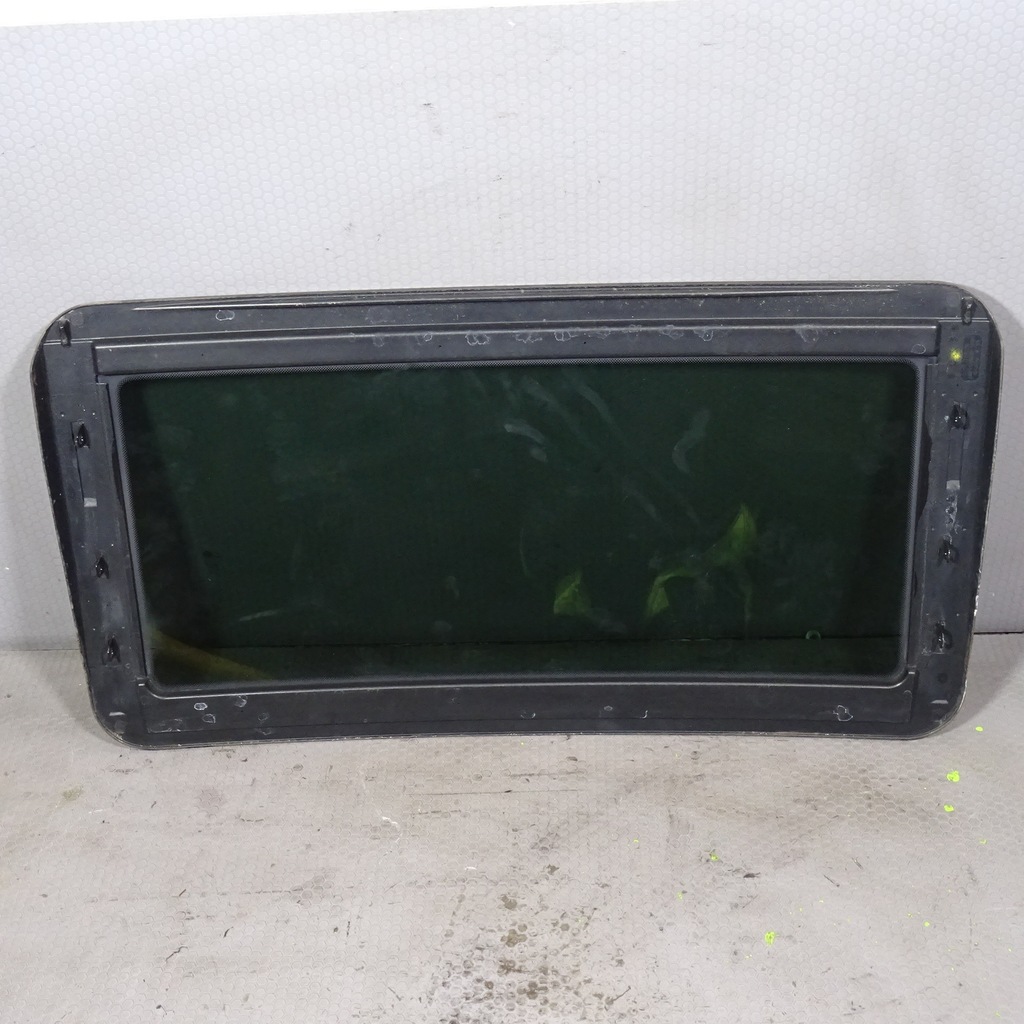 BMW 5 E60 SUNROOF A52/7 Product image