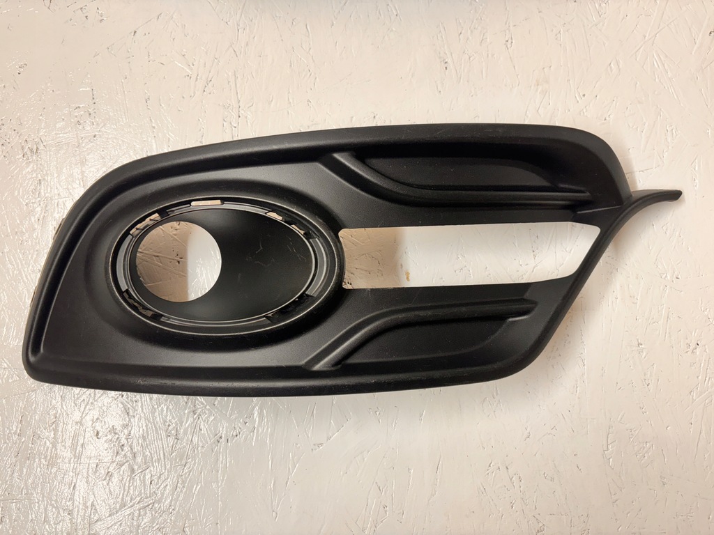 RENAULT MEGANE III LIFT - GRILL BUMPER ΑΡΙΣΤΕΡΑ 261A32193R ΔΕΞΙΑ 261A25882R Product image