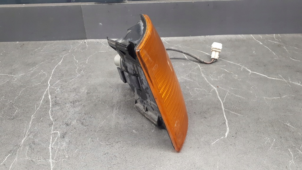 357953049 αριστερό φλας VW Passat B3 92 Product image