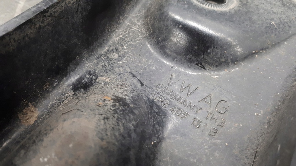 5R3407151B Αριστερά Αποδοχή Ford Tourneo Connect MK3 VW Caddy V Product image