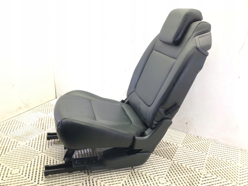 ΠΙΣΩ ΚΑΘΙΣΜΑ PEUGEOT 5008 Minivan 09-17 Product image