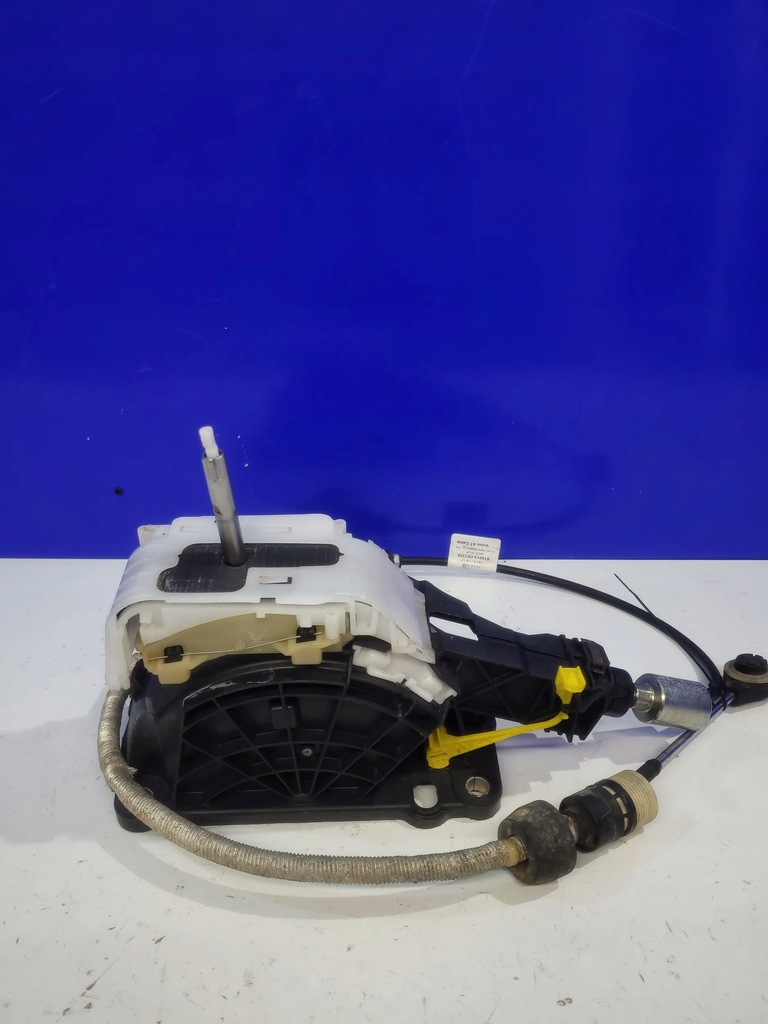 Volvo XC60 2010 Jacks and shifters Product image