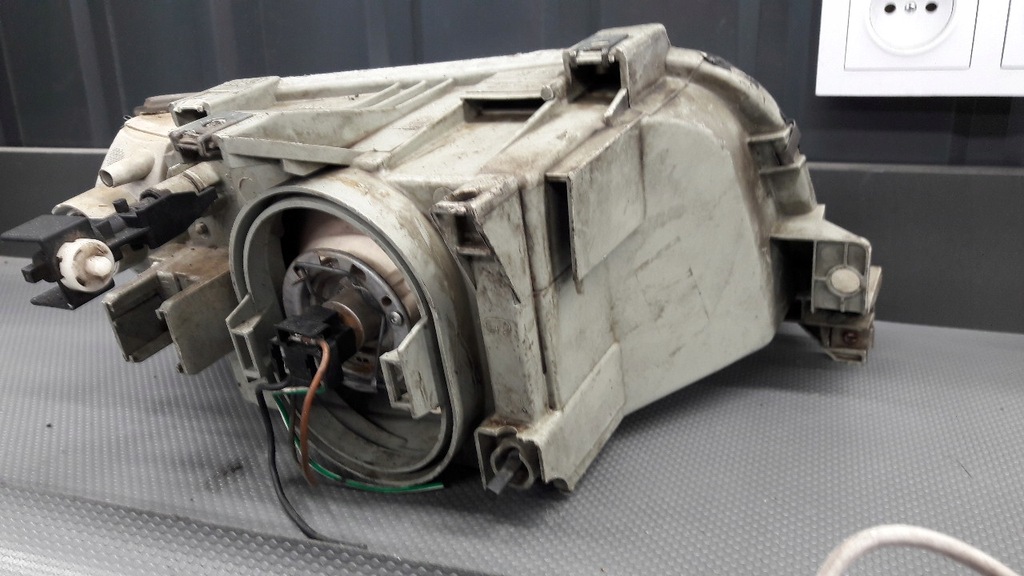 0289008 Αριστερός προβολέας Renault Clio I 93R Product image