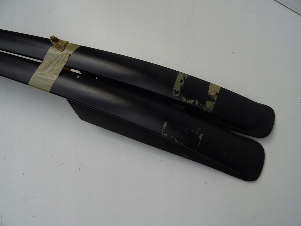 Ράγες οροφής Μαύρες 7L6860026A Touareg 7L Lift Product image