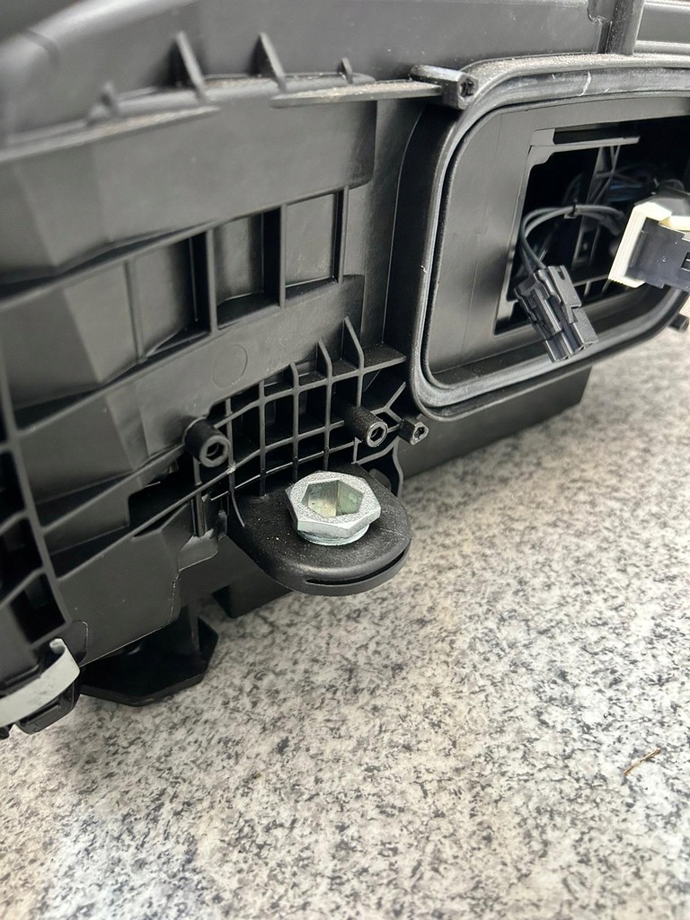 MERCEDES C CLASS W206 LED ΛΑΜΠΑ ΥΨΗΛΗΣ ΑΠΟΔΟΣΗΣ ΔΕΞΙΑ FV Product image