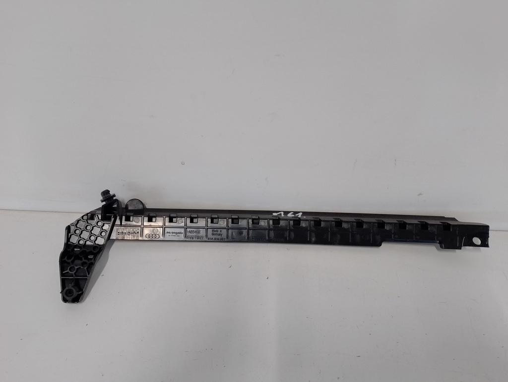 Audi Q3 II 83A Οδηγός παραθύρου Πίσω ΑΡΙΣΤΕΡΑ 83A839067 Product image
