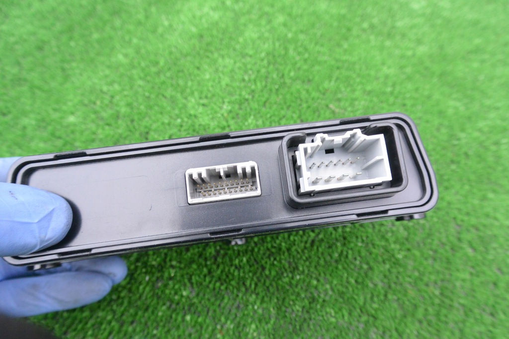 ΜΟΝΑΔΑ ΧΕΙΡΟΦΡΕΝΟΥ TESLA MODEL S 12-16 Product image