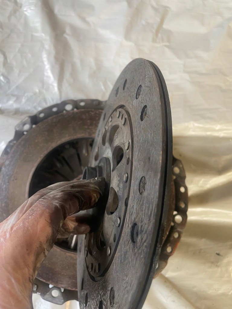BMW συμπλέκτης διπλής μάζας 21217567830 21217563287 Product image