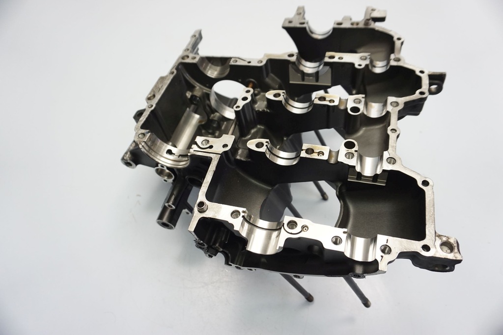 YAMAHA YZF-R1 1000 RN22 09-15 Crankcase BLOCK Product image