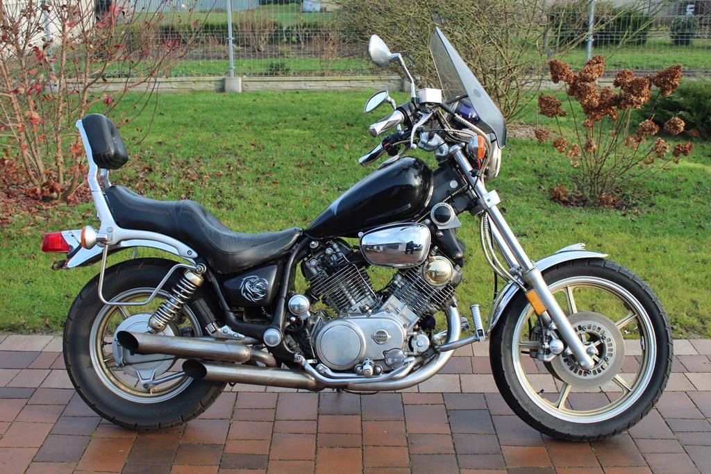 YAMAHA XV1000 VIRAGO 56X FAIRING RUBBER Στήριγμα Product image