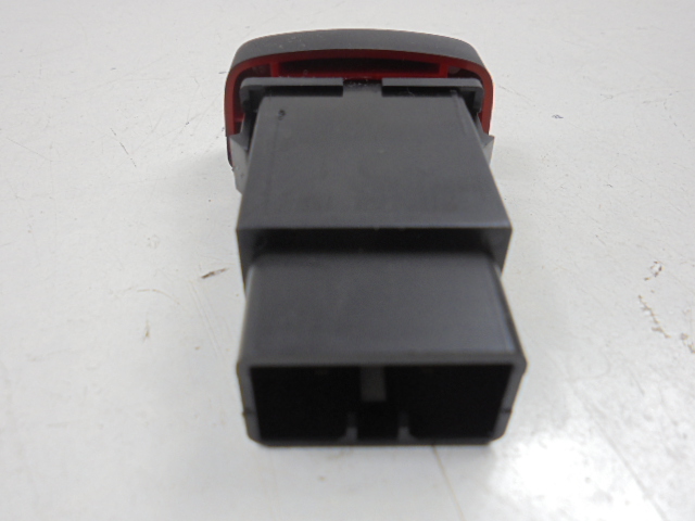 HYUNDAI SONATA IV EF ΔΙΑΚΟΠΤΗΣ ΕΚΤΑΚΤΗΣ ΑΝΑΓΚΗΣ 01-04 4D FL 864W0140 Product image