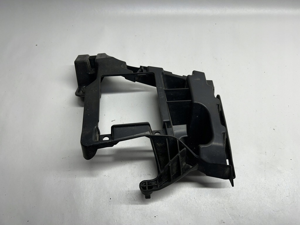 4G9807394D AUDI Σύρισμα δεξιού πίσω προφυλακτήρα Product image