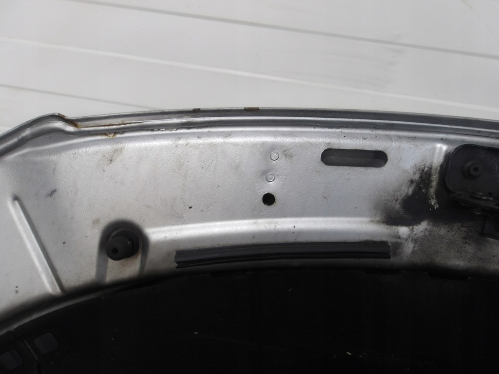 ΚΑΛΥΜΜΑ ΚΑΠΟΥΚΟΥ ΚΙΝΗΤΗΡΑ VW PASSAT B6 05-10 ΜΠΡΟΣΤΑ ΧΡΩΜΑ LA7W Product image
