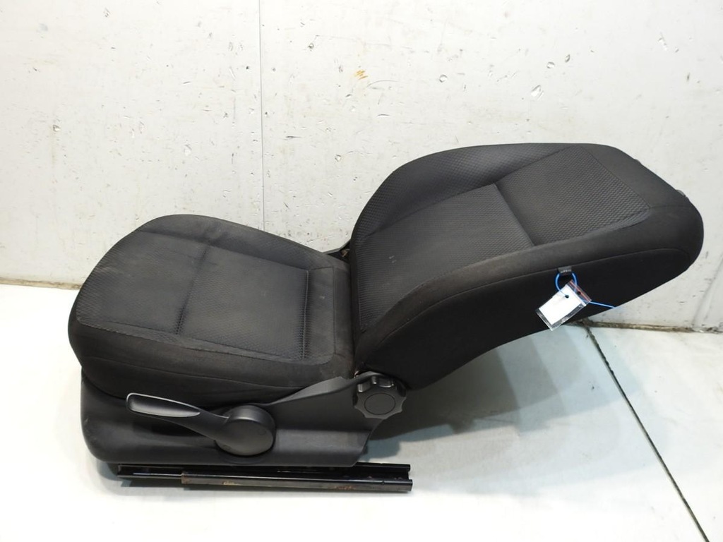 Αριστερά μπροστινή πολυθρόνα Skoda Fabia II Product image