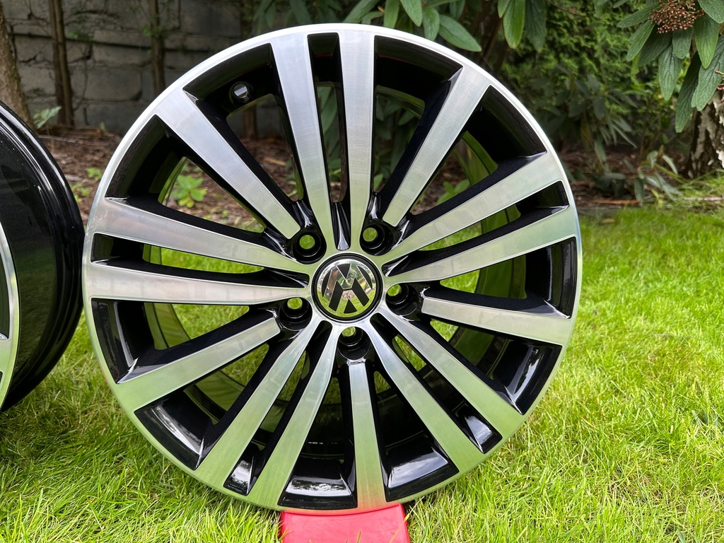 FELGI VW PASSAT B7 CC EOS 3AA 7,5x17 ET47 5x112 3AA601025G MINNEAPOLIS Product image