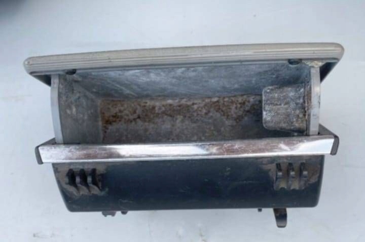 Mercedes-Benz E W124 1987 Γκρίζα πίσω πόρτα στην ξηρά Product image