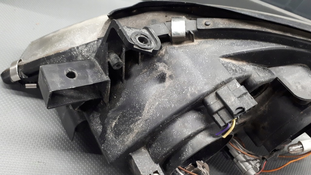 Δεξιά προβολέας πρωθυπουργός Nissan P12 02R Product image