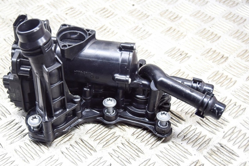Audi Q5 FY 80A Thermostat 05L121111H 2.00 Diesel 150kW 2021 Product image
