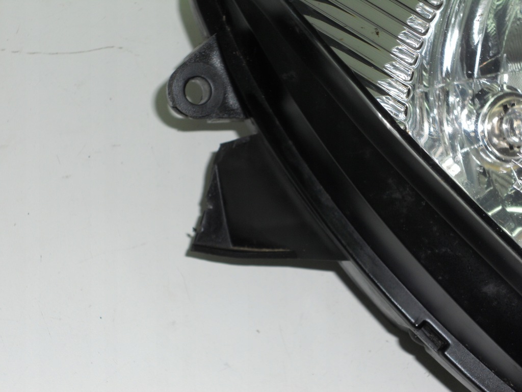 SUZUKI GS 500 ΛΑΜΠΑ ΠΡΟΒΟΛΗ ΜΠΡΟΣΤΑ ΕΥΡΩΠΑΪΚΟ ΠΡΩΤΟΤΥΠΟ Product image