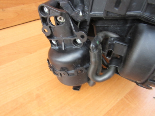 MUSTANG 5.0 GT MANIFOLD VACUUM VALVE JL3E-9J559-AA JR3E-9S455-CC Product image