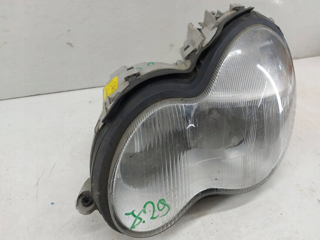 Mercedes-Benz C class 203 W203 αριστερό εμπρός φωτιστικό εμπρός ανακλαστήρας Product image