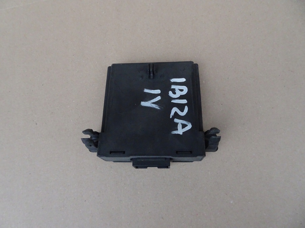 SEAT IBIZA IV GATEWAY CONTROLER 6R0907530D Product image