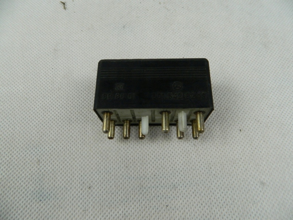 Επαφές μονάδας ρελέ Mercedes W124 R129 W140 Product image