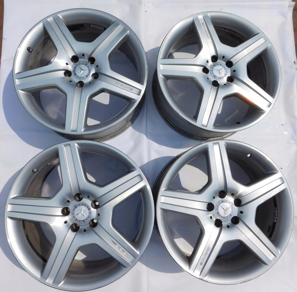 Mercedes W221 AMG ζάντες A2214012602 A2214012702 Product image
