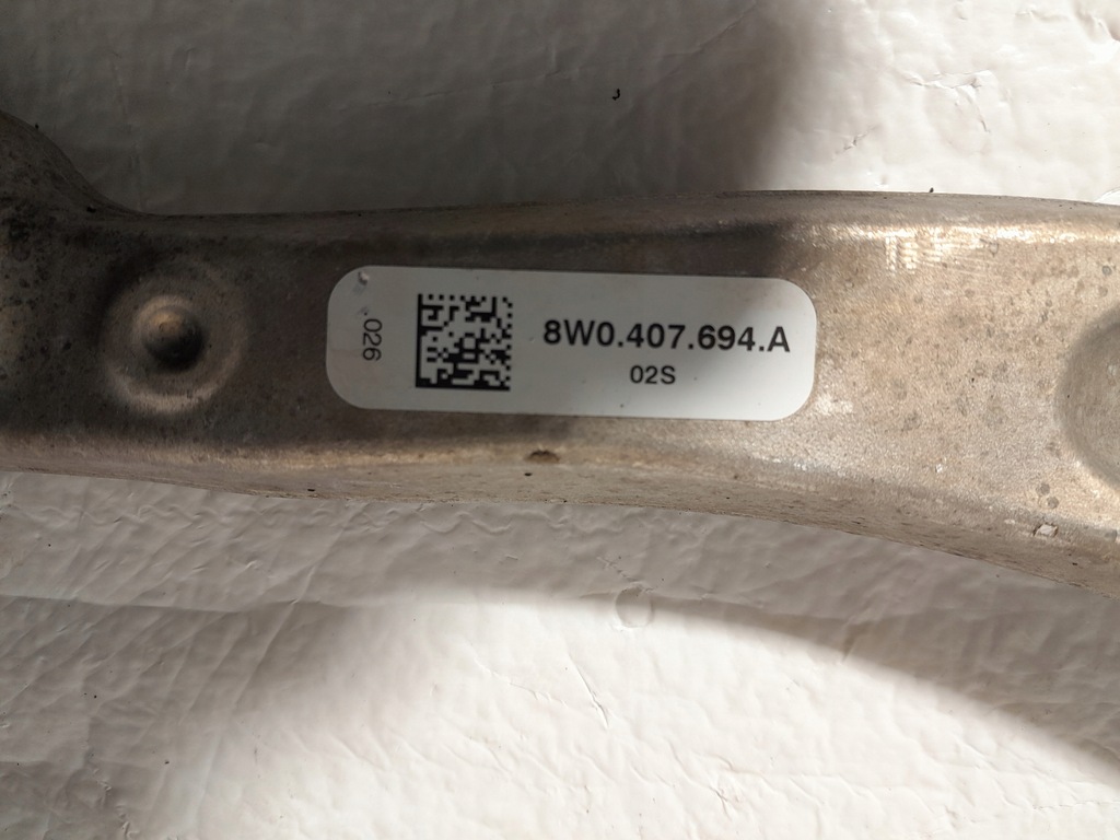Audi A4 B9 ανύψωση sedan swingarm δεξιά μπροστά 8W0407696A 8W0407694A Product image