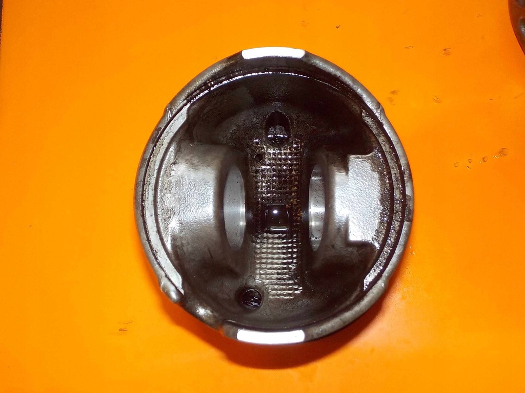 GALAXY MK3 S-MAX 2.0 TDCI 07r piston 085190+ Product image