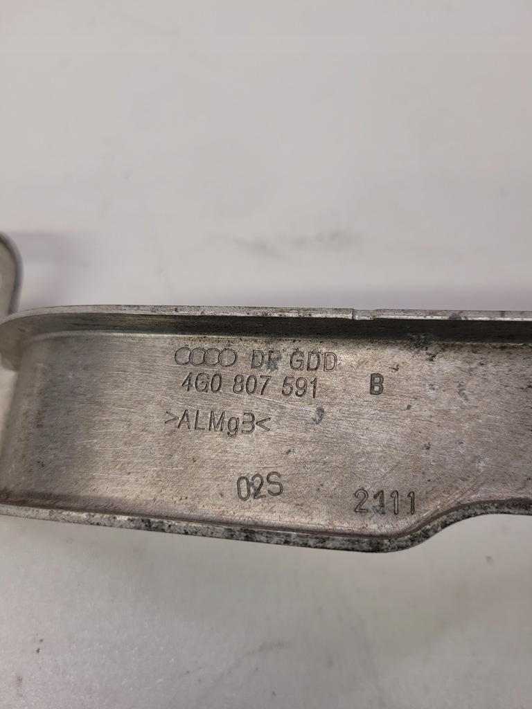 Στήριγμα ΜΠΡΟΣ ΑΡΙΣΤΕΡΟ AUDI A6 C7 4G0807591B Product image
