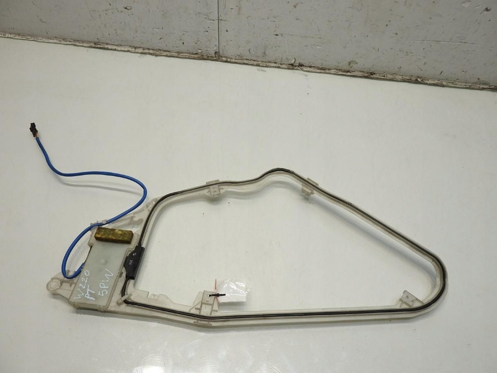 ΠΟΡΤΑ ΚΕΡΑΙΑΣ ΧΩΡΙΣ ΚΛΕΙΔΙ ΔΕΞΙΑ 5 PIN MERCEDES W220 A2208200475 Product image