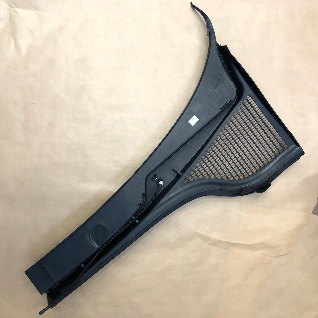 Λάκκος SKODA ΟΚΤΑΒΙΑ 3 δεξιά 5Ε1819416Α Product image