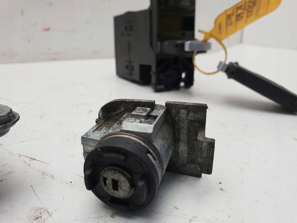 Volvo XC60 2009 Set Controller / ECU Module Product image