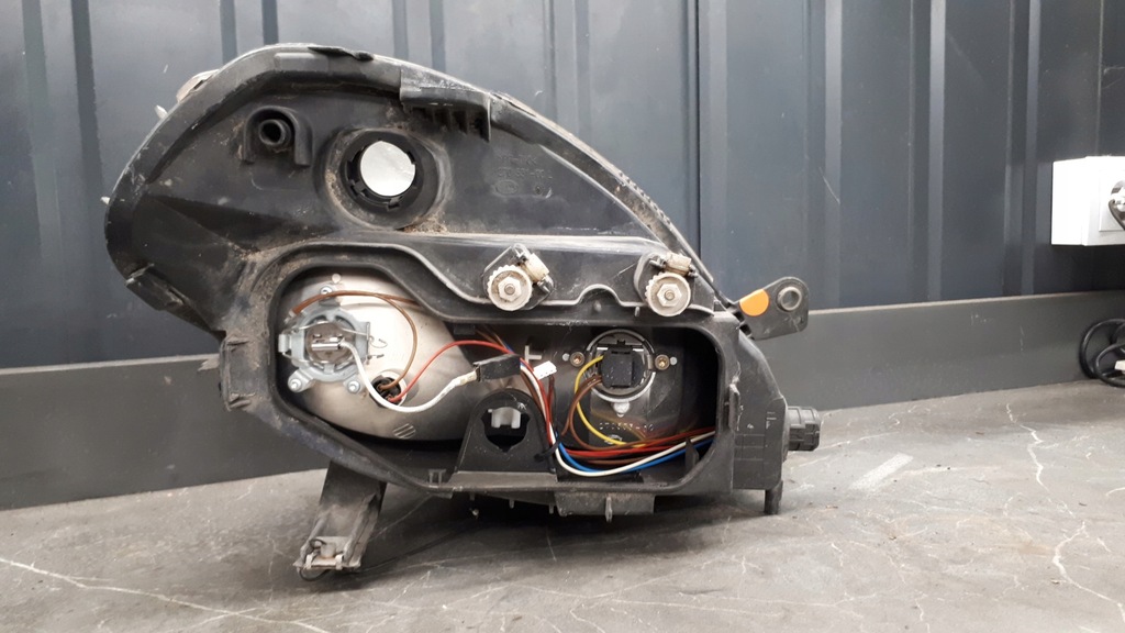 Αριστερά προβολέας Lancia musa hella Product image