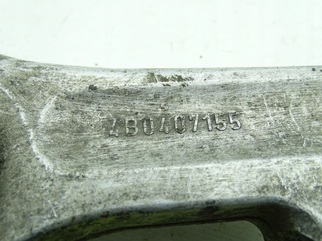 Skoda Superb και 01-08 Δεξιά κατώτατο όριο μπροστά 4D0407155 Product image